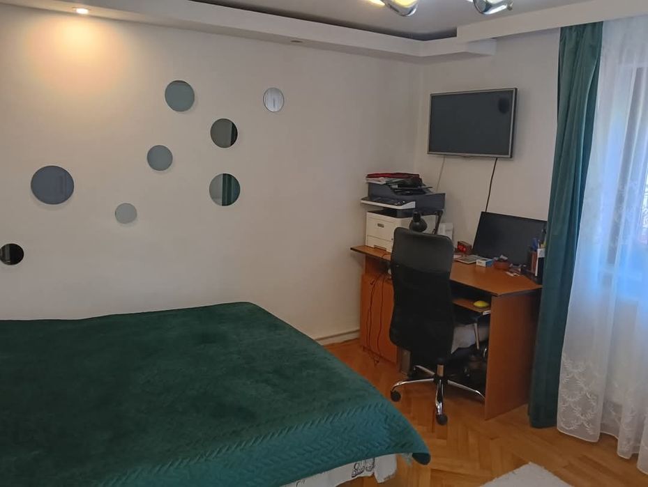 Vand casa Pausesti Maglasi central