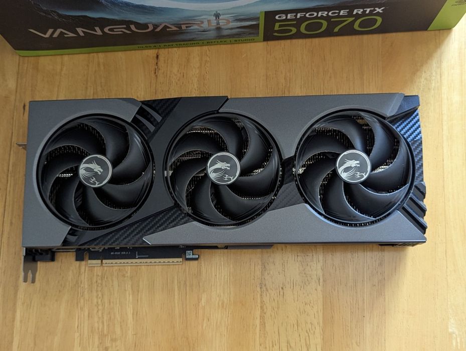 MSI RTX 5070 Vanguard soc 12 Гб