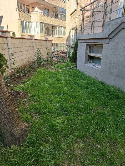 Дава се под наем Двустаен апартамент в Шумен, Център - 46 кв.м за 357 € - Снимка #1