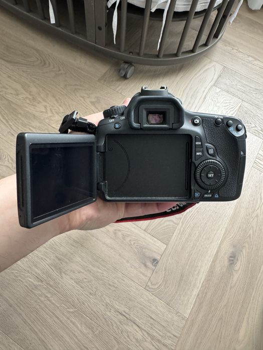 Canon 60D. EFS 15-85mm image stabilizer