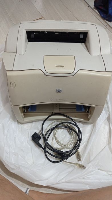 Hp laser jet 1005 бу