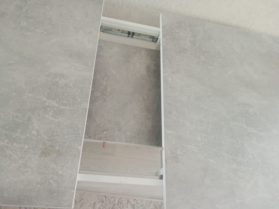 Кухонный стол хороший