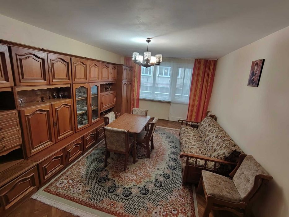 Apartament 3 camere decomandat, zona Vivo Mall