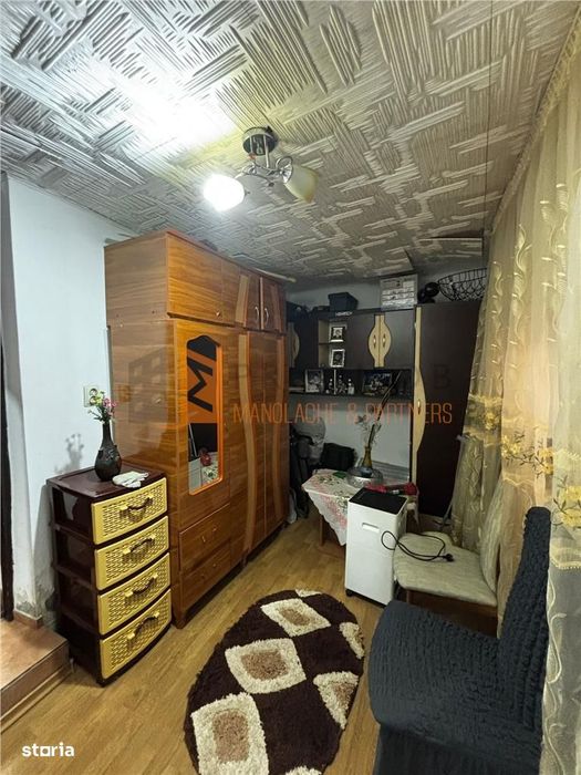 Casa batraneasca cu teren zona Centrala