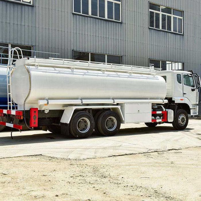 HOWO 6x4 25 куба Водовоз. Новый. с НДС