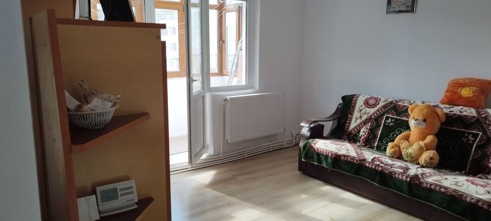 Închiriez apartament 2 camere