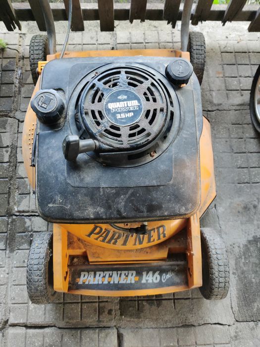 Продавам косачки  partner 146 и gude s450ev