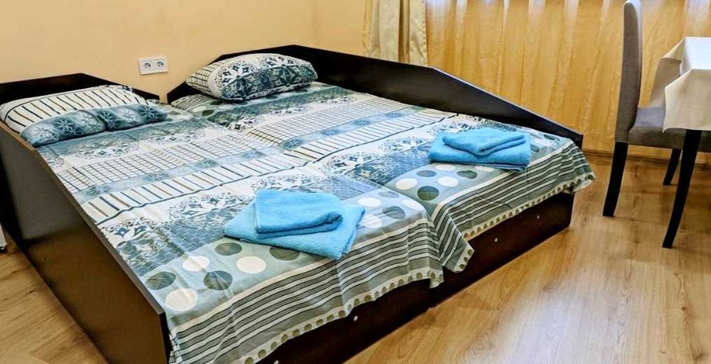 Дава се под наем Едностаен апартамент в Бургас, Център - 33 кв.м за 150 € - Снимка #2