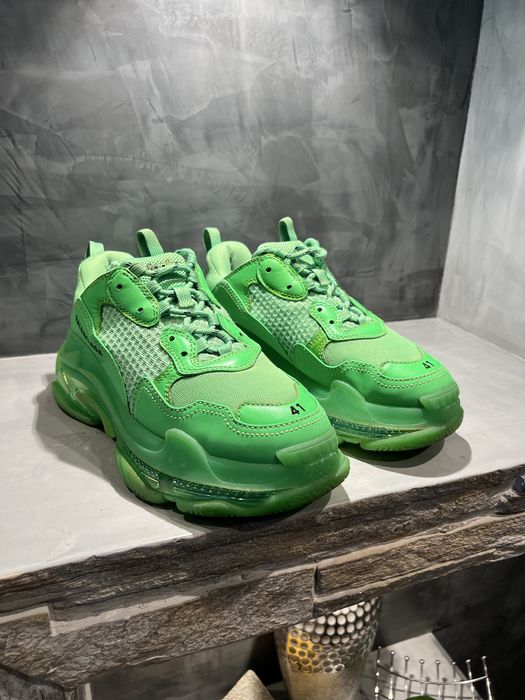 КАТО НОВИ Balenciaga Triple S Green 100% оригинални