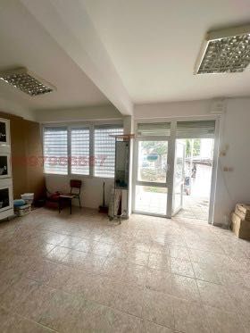 Дава се под наем Магазин в Варна, Аспарухово - 52 кв.м за 357 € - Снимка #2