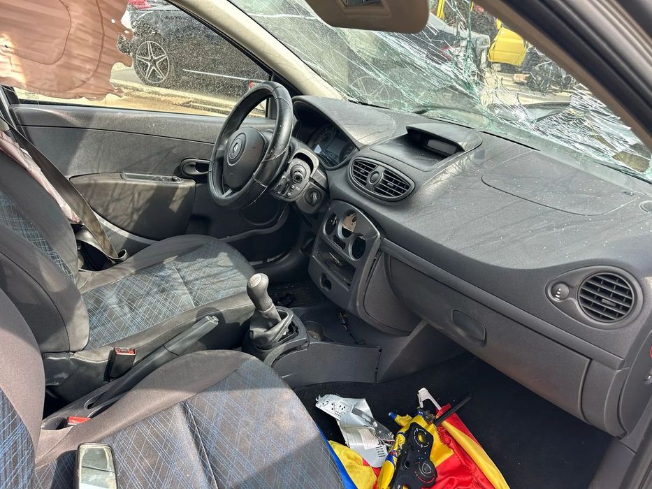 Dezmembrari Renault Clio 3 / 1.5 dCi