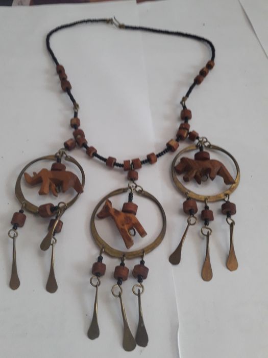 Collier lemn tribal
