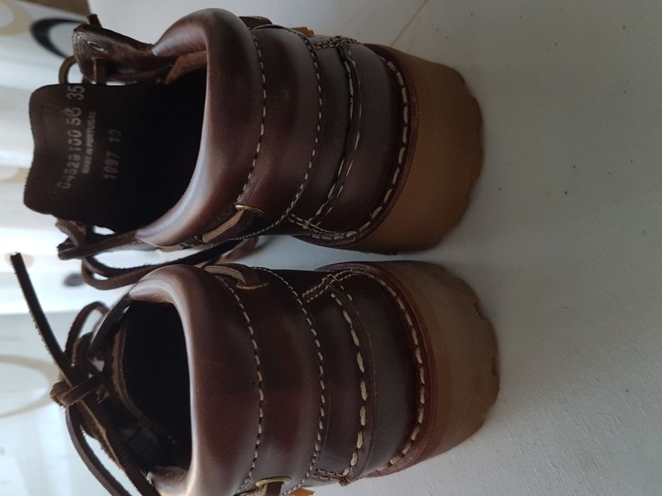 Pantofi Camper                  .