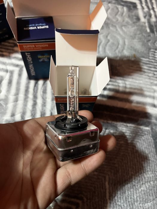 Set 2 becuri xenon D2S  D1s D3s 6000K 35 w SuperVision UP +50%