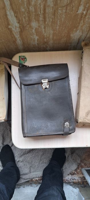 Фляжки и офицерские сумки