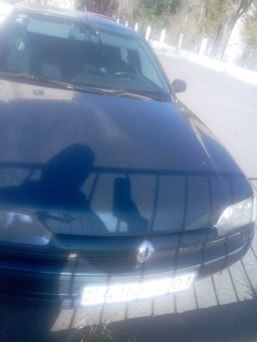 Renault Safrane  1993 года