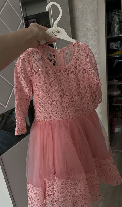 Продам платье для девочек