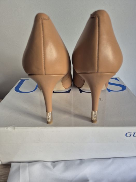 Guess masura 40 stiletto