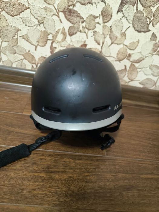 Продам горнолыжный шлем Firefly