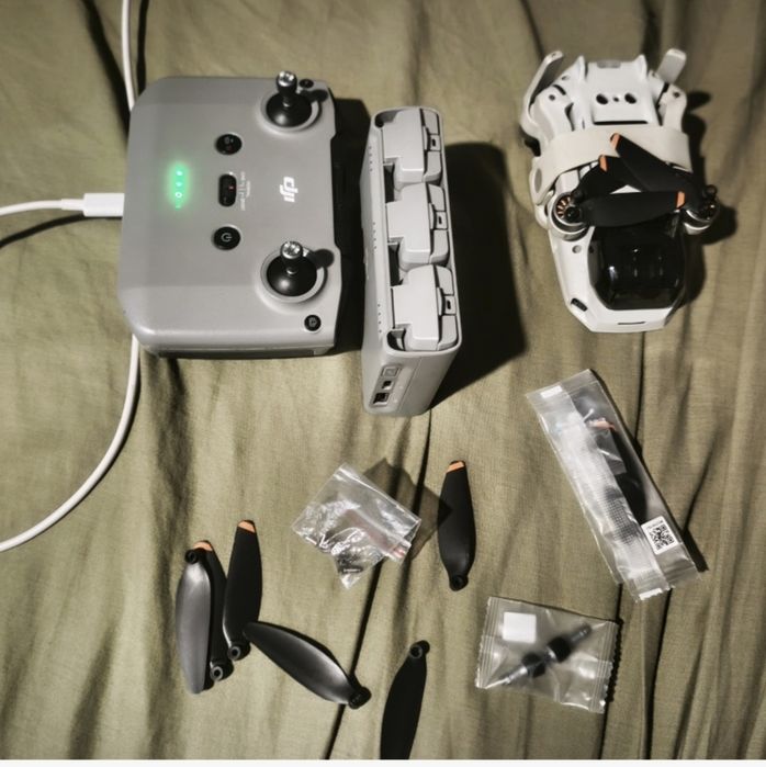 Дрон DJI mini 2 комплект
