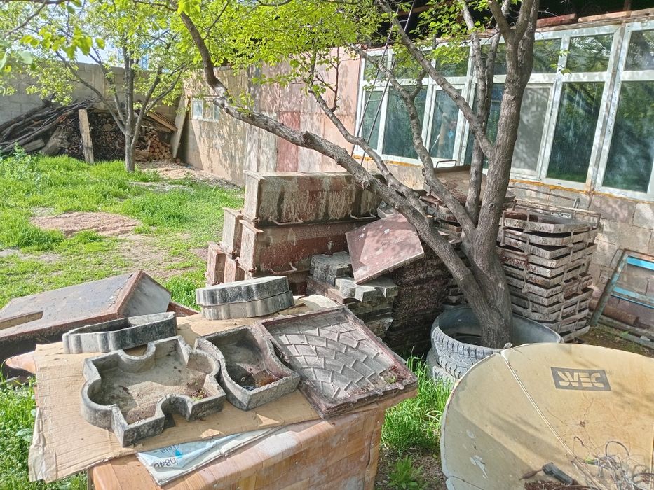 Форма бордюрная металлические