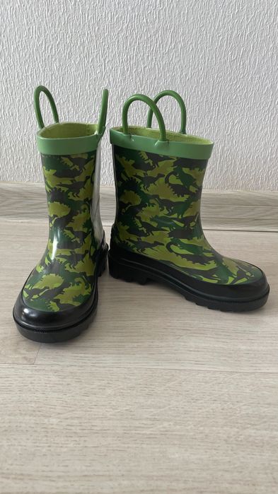 Резиновые сапожки для мальчика