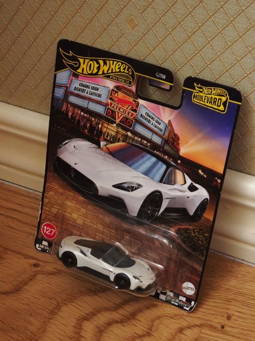 Maserati MC20 Premium Hot Wheels