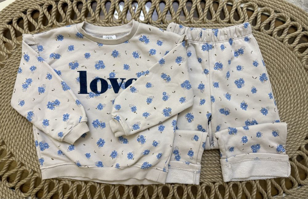 Двойки и свитшоты Zara