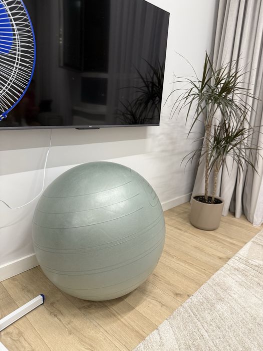 Продам фитбол 75диаметр