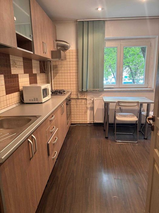 Garsoniera vanzare  zona  Decebal Piata Muncii - proprietar