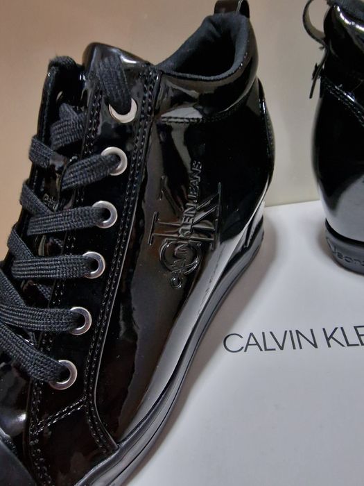 Tenisi Calvin Klein