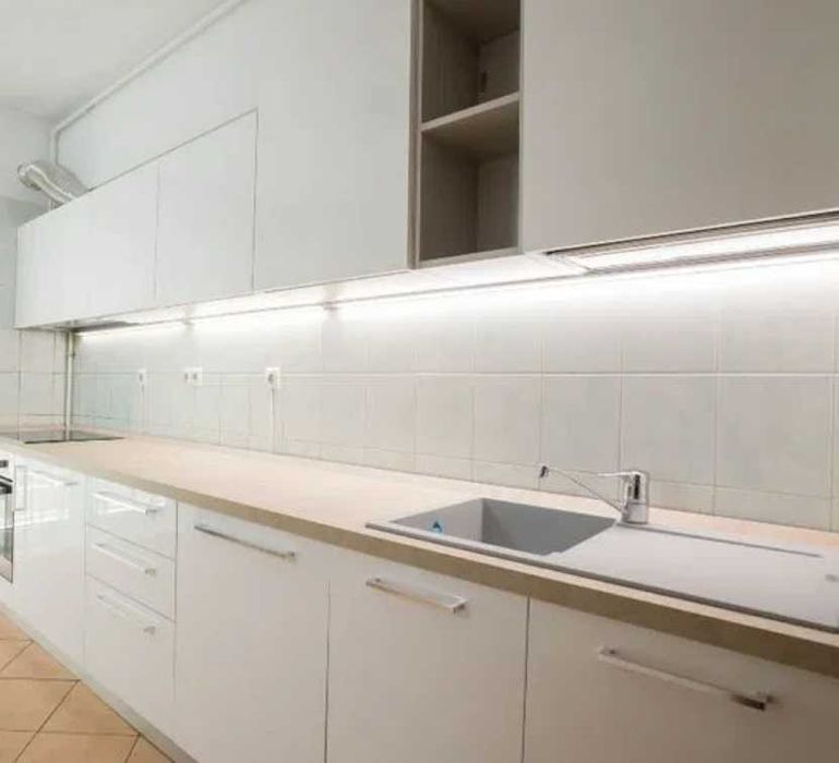 Дава се под наем Тристаен апартамент в Пловдив, Кършияка - 78 кв.м за 193.8 € - Снимка #3