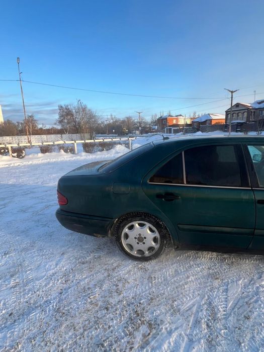 мерседес кузов 210  2.8