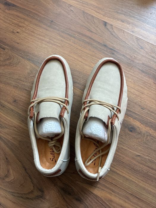 Обувки- чисто нови , неупотребявани