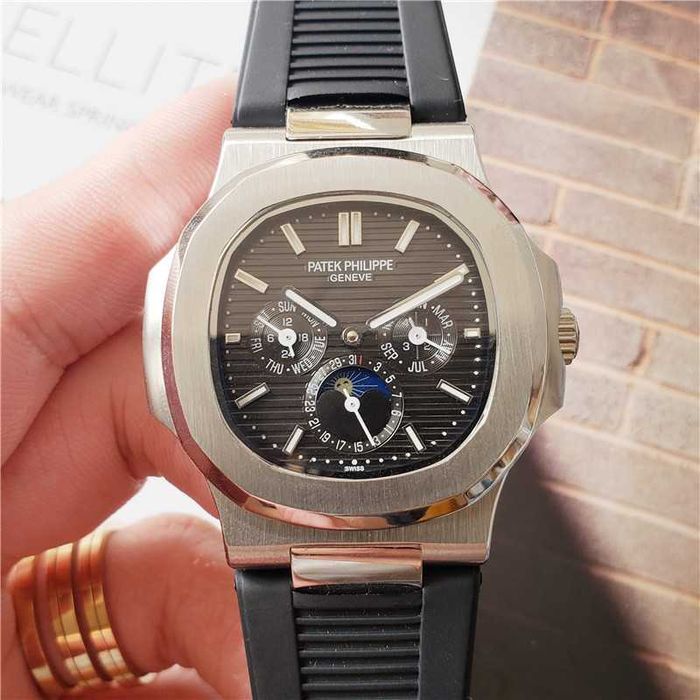 Мъжки часовник Patek Philippe Nautilus с автоматичен механизъм