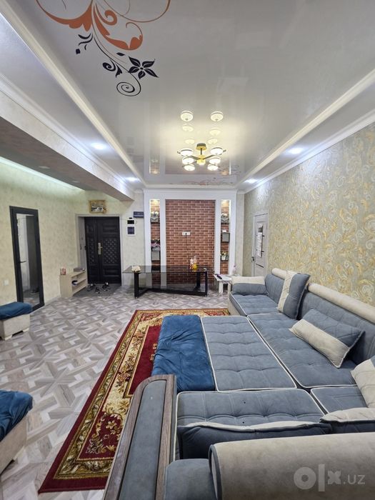 Vayeni garadok studio qilingan uy