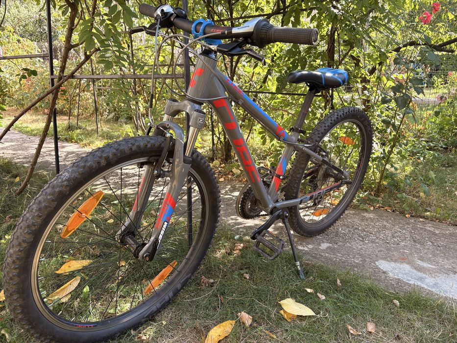 Bicicleta copii cube 24