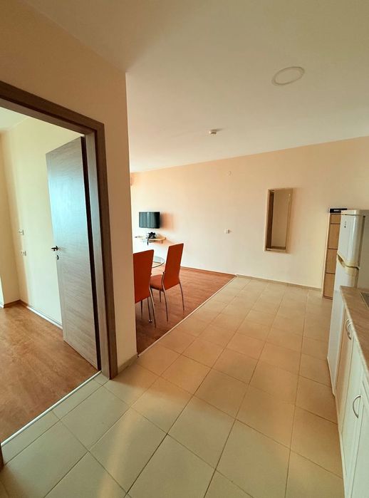 Продава се Двустаен апартамент в Свети Влас - 71 кв.м за 1042 €/кв.м - Снимка #3