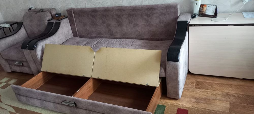Продам диван с креслом