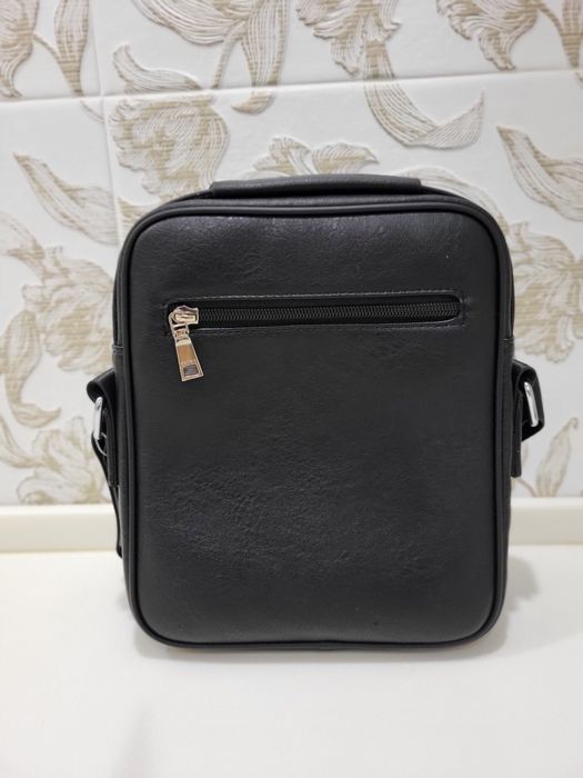 Барсетка мужская.