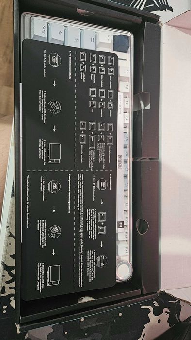 Tastatura Mecanica Aula F75, hot swappable, conectare prin cablu, wireless sau blootooth