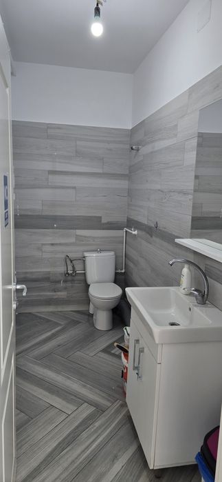 Spațiu comercial vitrină colț + terasă mare, cartier Visoianu