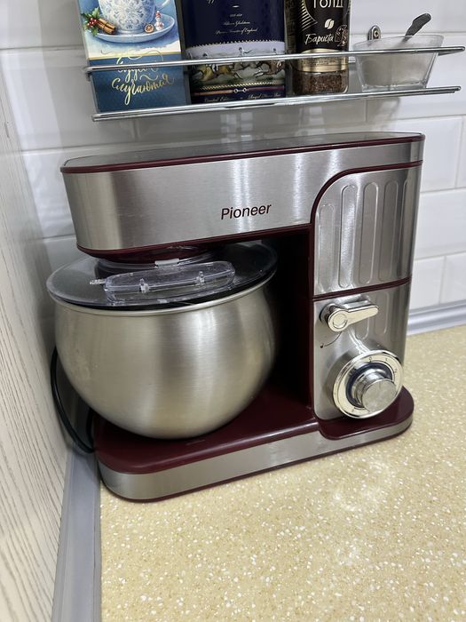 Планетарный кухонный миксер pioneer
