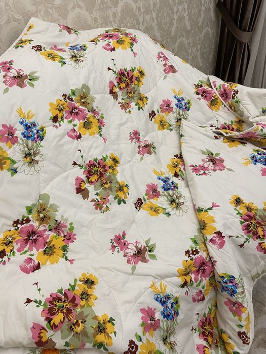 Продам одеяло, двуспалка, в отличном состоянии, пр-во Россия,