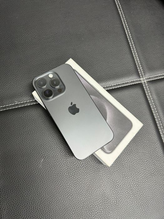 Продам айфон 15про 128гб