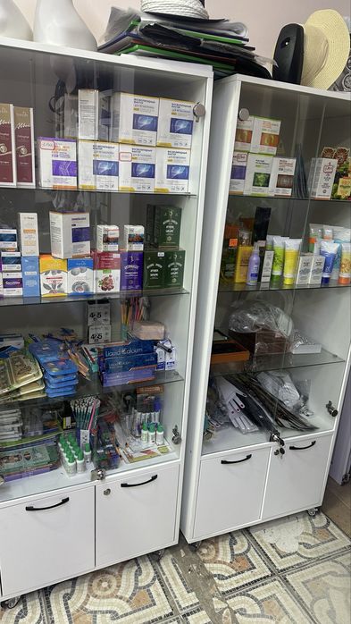 шкаф полка для бутика магазина