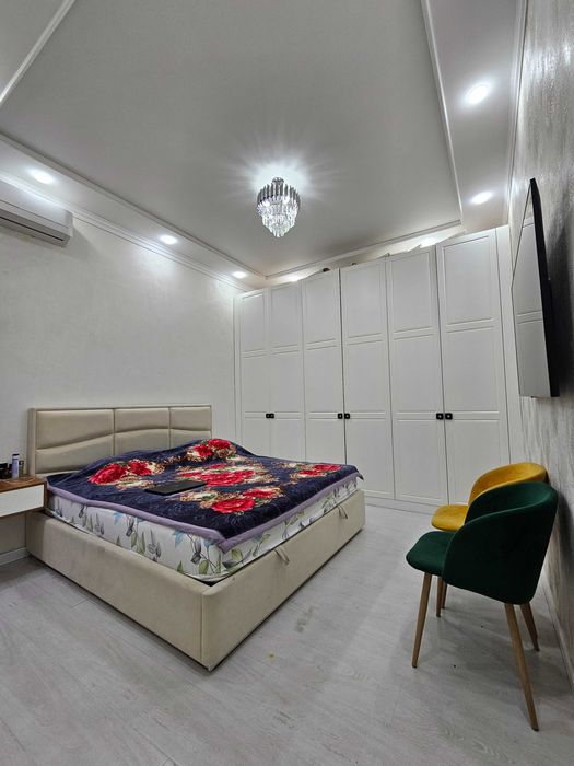 Академ городок. Коттедж. 1,5 сотки