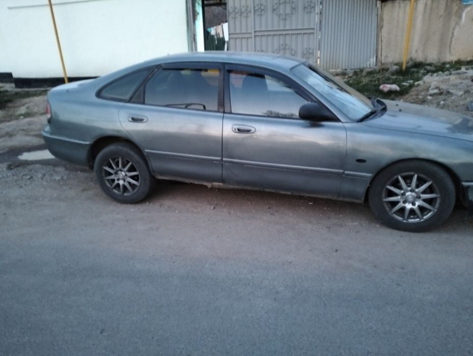 Мазда кронус 1993год