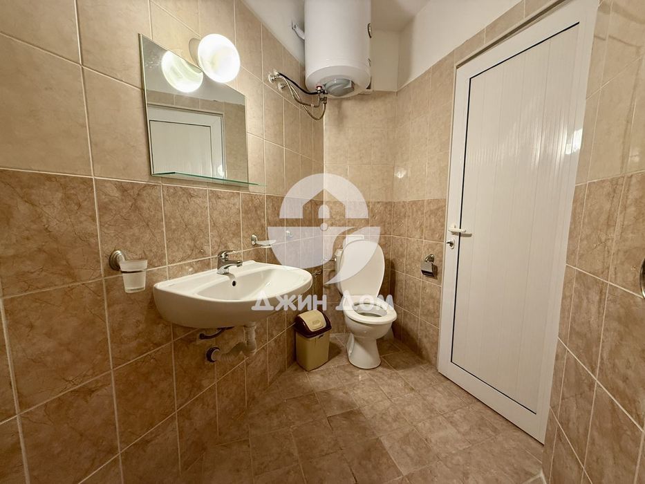 Двустаен апартамент в жилищна сграда БЕЗ ТАКСА, с. Равда