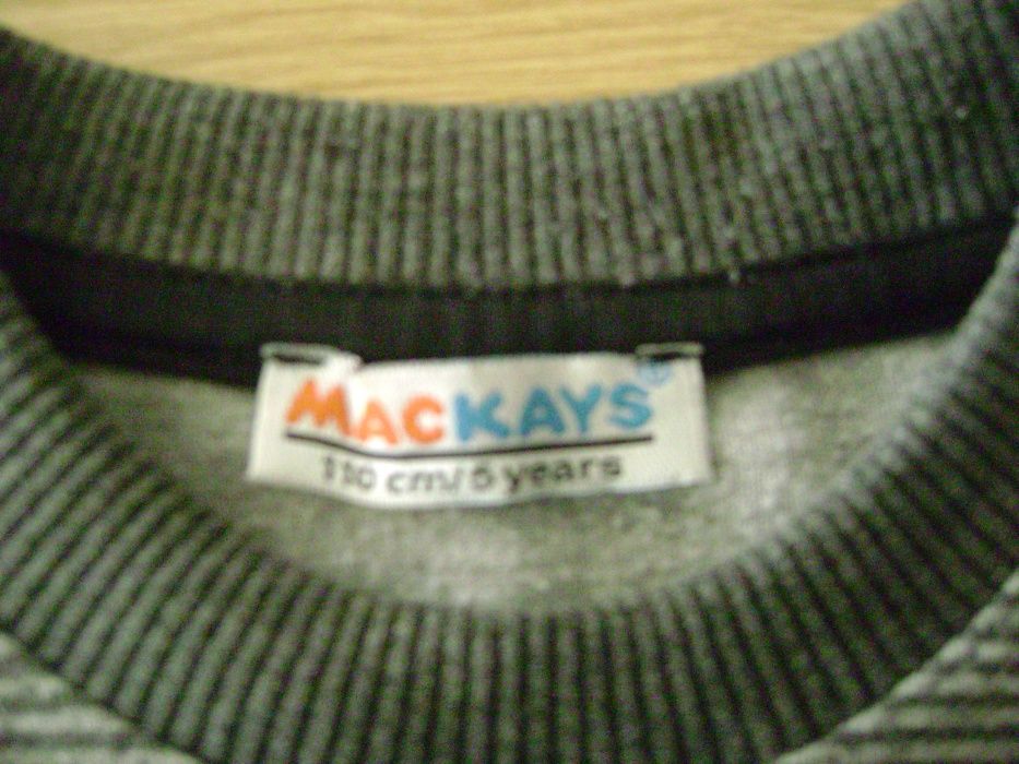 Пуловер Mackays 4-5 год.